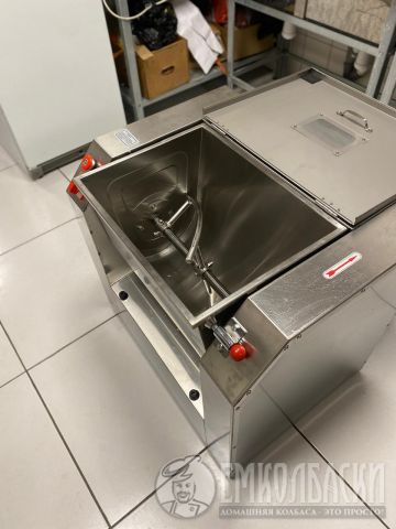 WhatsApp Image 2025 12 08 At 22.44.54 WhatsApp Image 2025 12 08 At 22.44.54