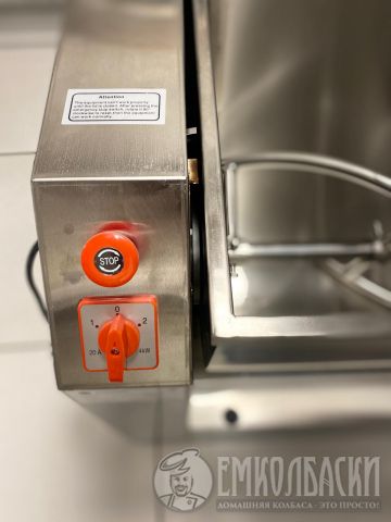 WhatsApp Image 2025 12 08 At 22.51.30 WhatsApp Image 2025 12 08 At 22.51.30