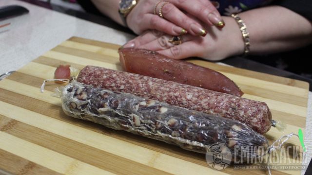 Сыровял новогодний элитная, зернистая и карпачо