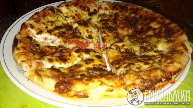 Пицца три сыра (домашних сыра))