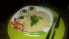 Ризотто с куриными мафинами с соусом песто Ризотто с куриными мафинами с соусом песто