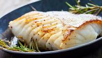 beim-braten-von-kabeljau-in-der-pfanne-kommt-es-auf-genuegend-hitze-und-schnelligkeit-an-.jpg